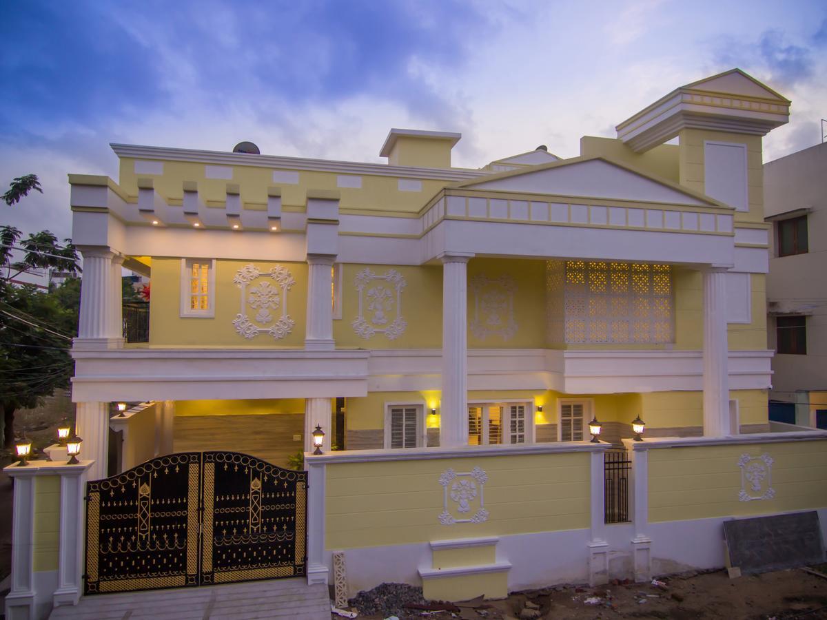Iris Comfort Inn Madras Buitenkant foto